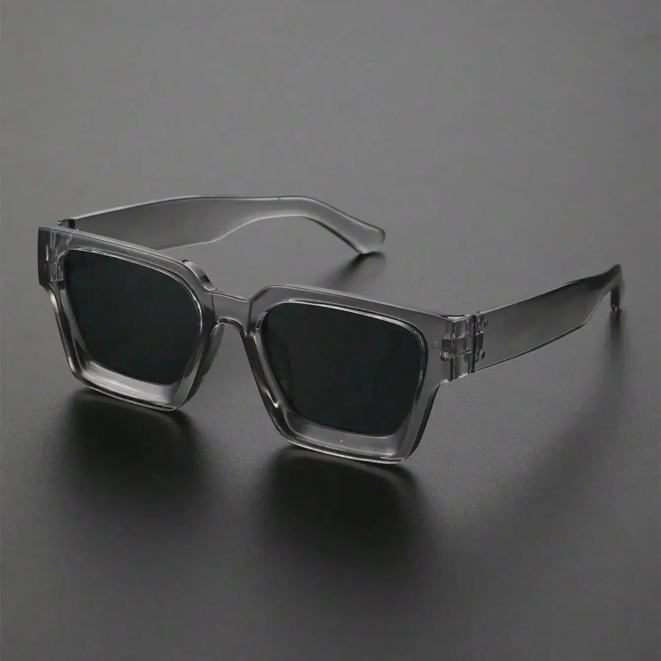 Lunettes de soleil rétros