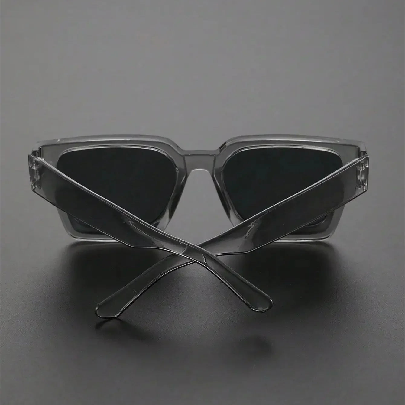 Lunettes de soleil rétros